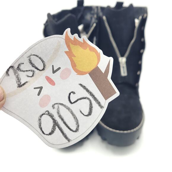 Bamboo Black 4.5" Block High Heel Round Toe Lace Up Ankle Boots Women Size 8 - Picture 8 of 9